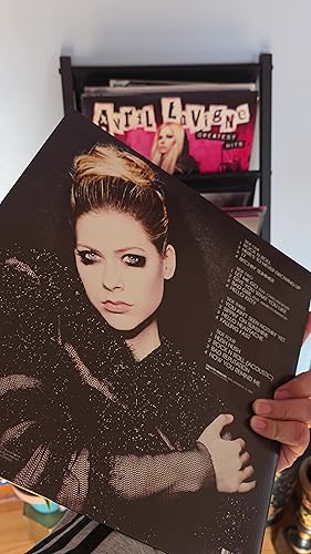 Avril Lavigne シングルCD 8枚セット Avril Lavigne: Amazon.sg